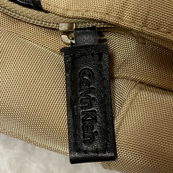 Vintage Calvin Klein Travel Bag - Picture 8 of 14